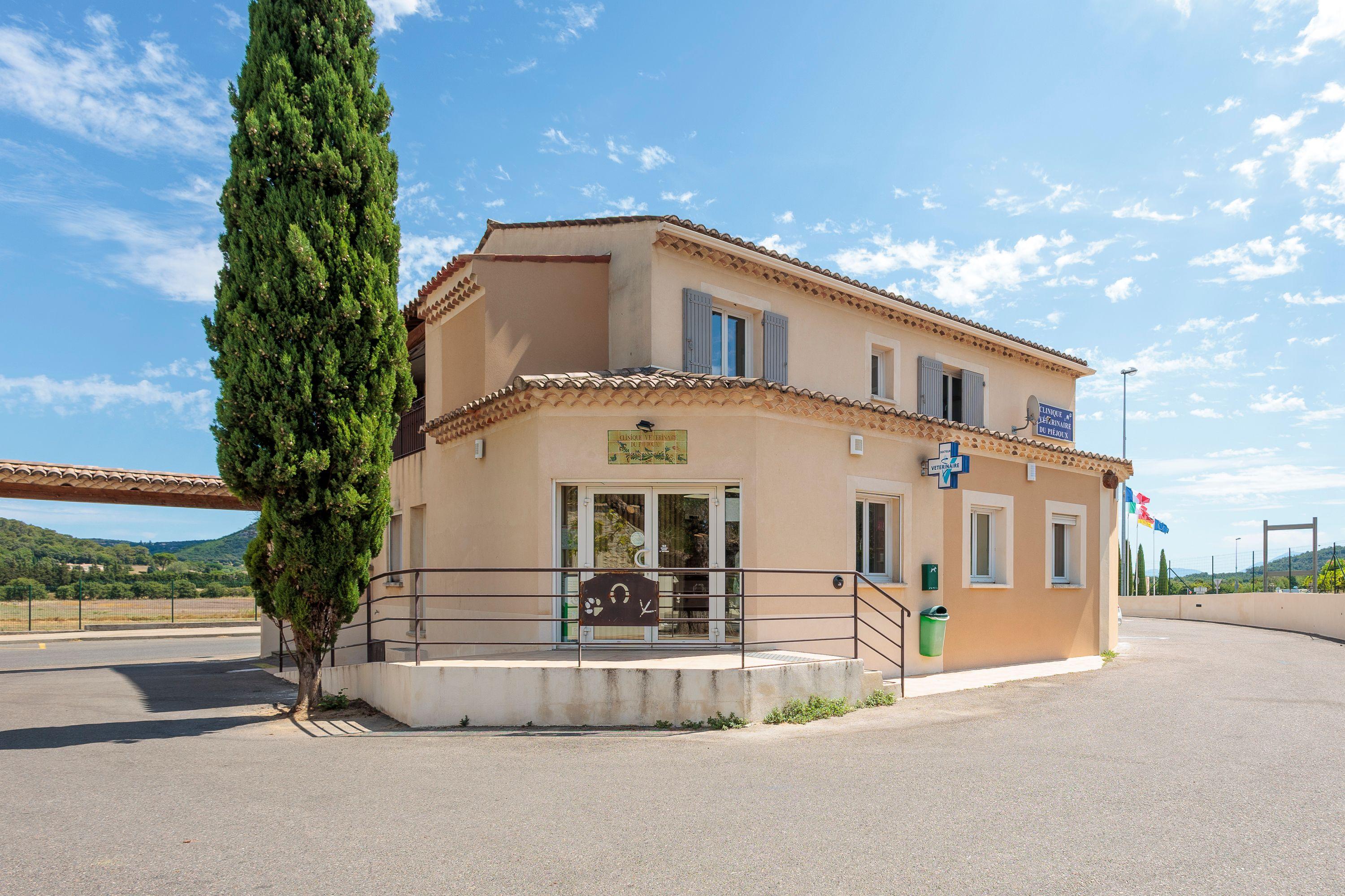 image de Clinique vétérinaire du Piéjoux - Saint-Paul-Trois-Châteaux